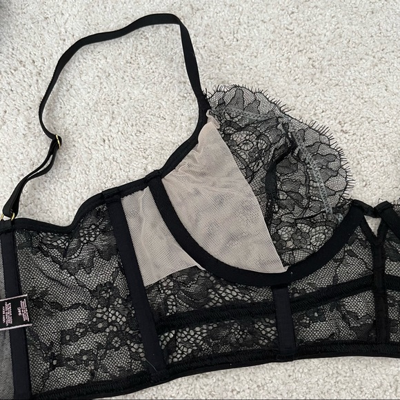 VS Very Sexy Lace Bustier - Picture 9 of 13